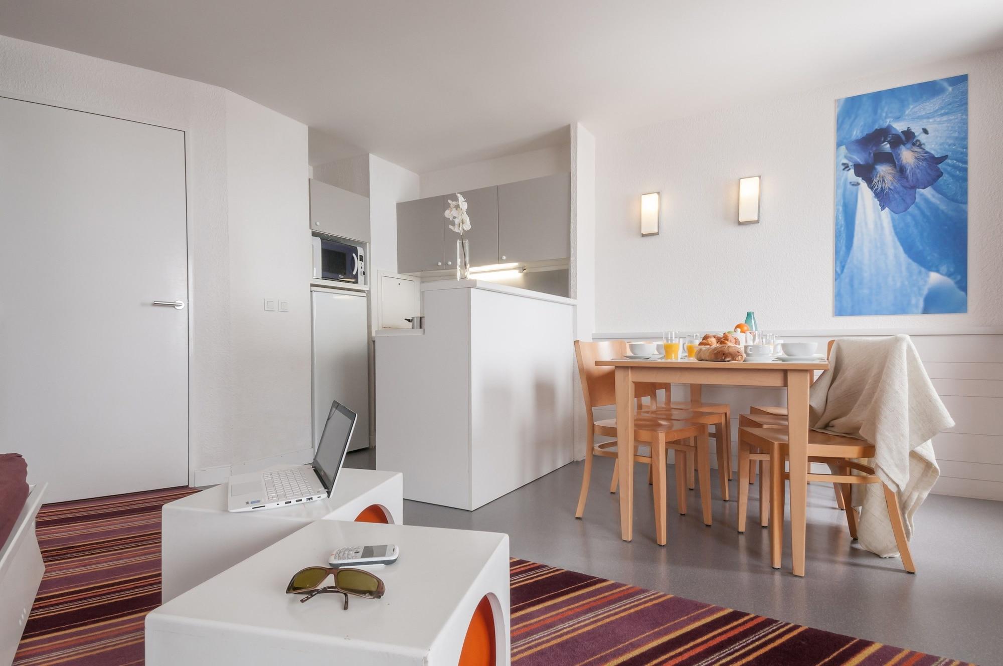 Residence Pierre & Vacances Antares Morzine Buitenkant foto